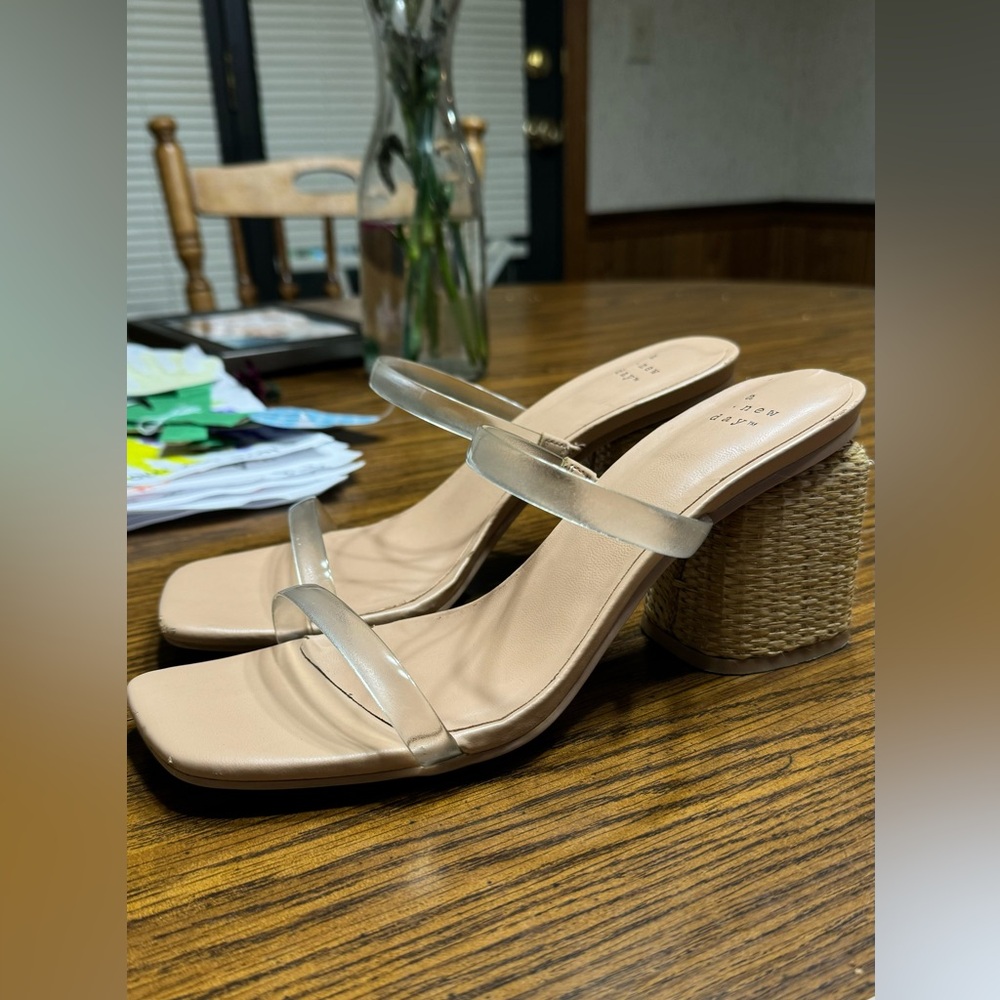 Clear Heels - Picture 5 of 5